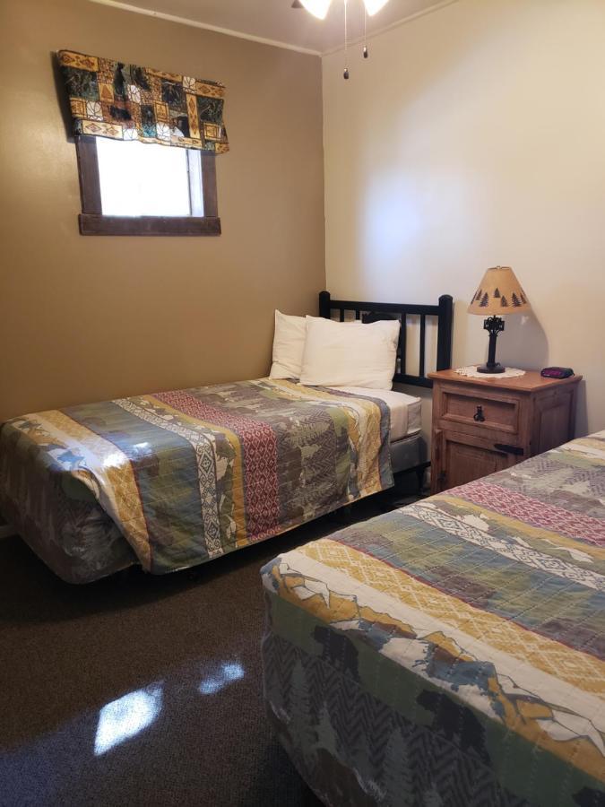 Flaming Gorge Resort Dutch John Exterior foto